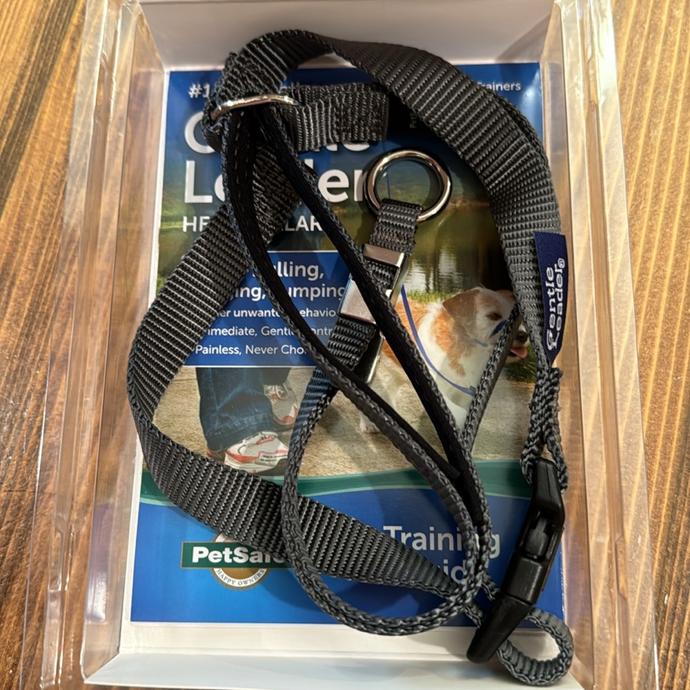 Gentle Leader Headcollar - Picture 3 of 4